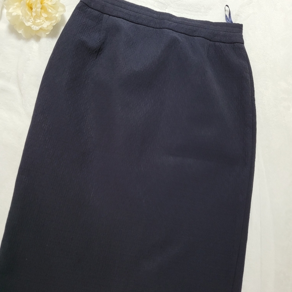 $10 high quality  skirt (6) - Picture 6 of 10
